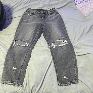 American eagle mom jeans
